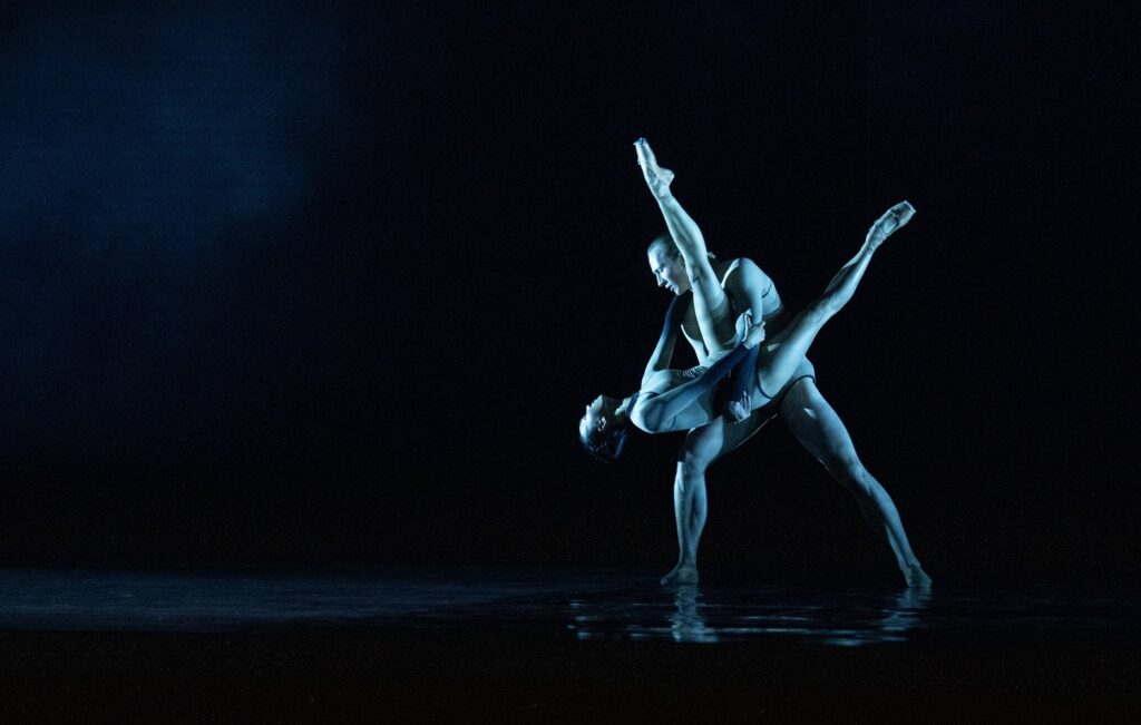 ABT - SunMi Park and Joseph Markey in Wayne McGregor's "Woolf Works" - Photo by Ravi Deepres.