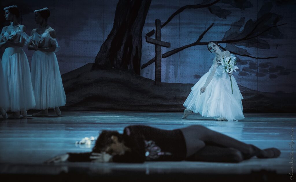 Grand Kyiv Ballet in "Giselle" - Photo courtesy of the company.