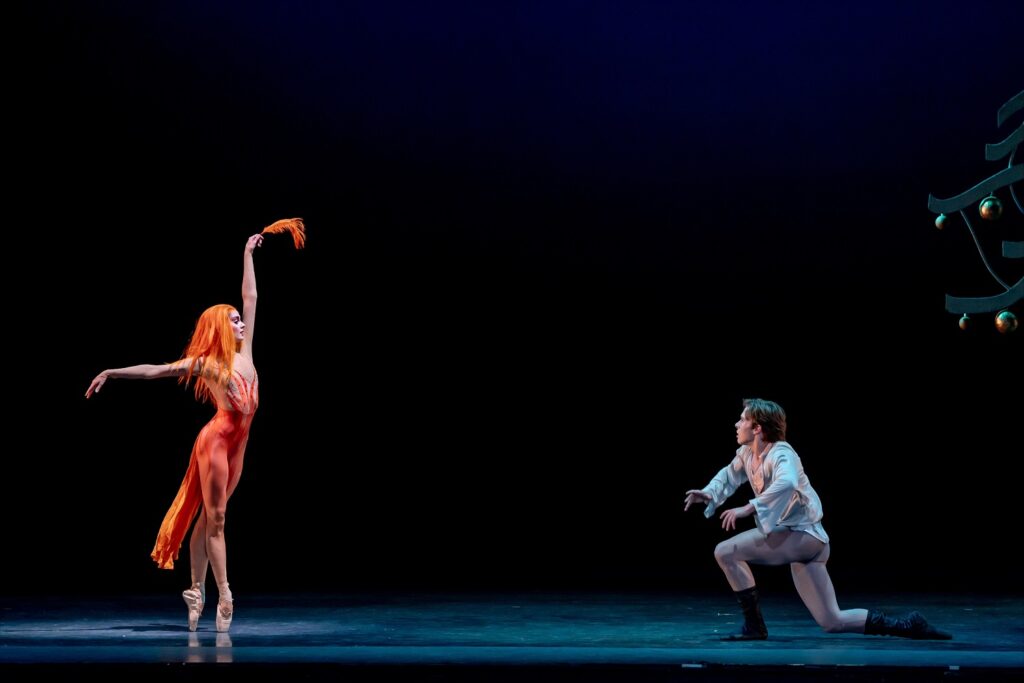 Los Angele Ballet's "Firebird" - Paige Wilkey as Firebird, Jonas Tutaj as Prince Ivan - Photo© Cheryl Mann 2024.