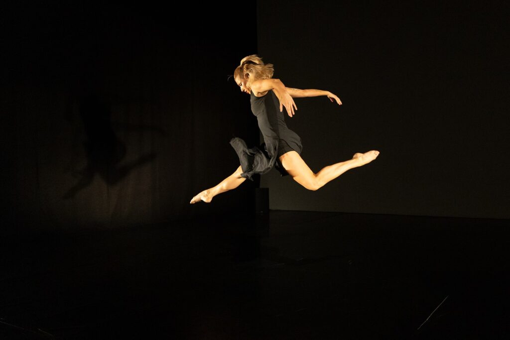 LADF International 2024 - Mara Hancock in "Why" choreograpy by Deborah Brockus - Photo by Denise Leitner.