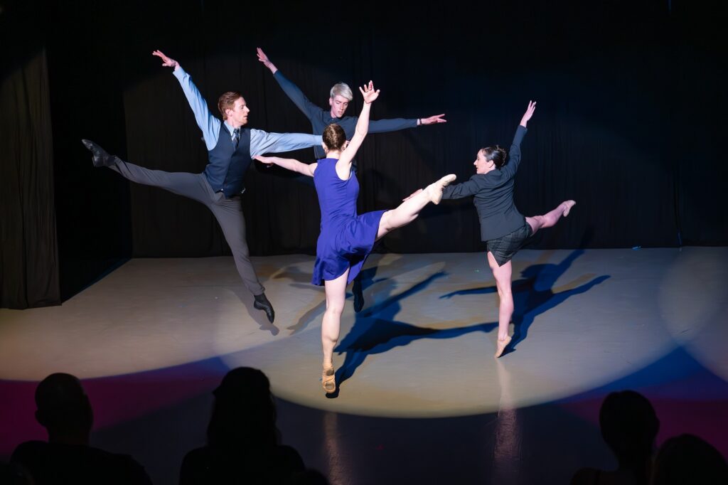 Kenneth Walker Dance Project - Photo by Scott Edwards-Silva.