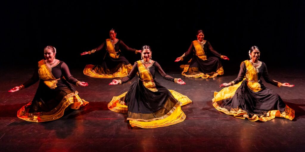 MixMatch Festival - Shailee Butalia, Rishika Ravichandran, Anisha Ahuja, Ariane Kaira, Anvita Sharma in Jhaptaal Tarana by Anvita Sharma - Photo by Skye Schmidt Varga.