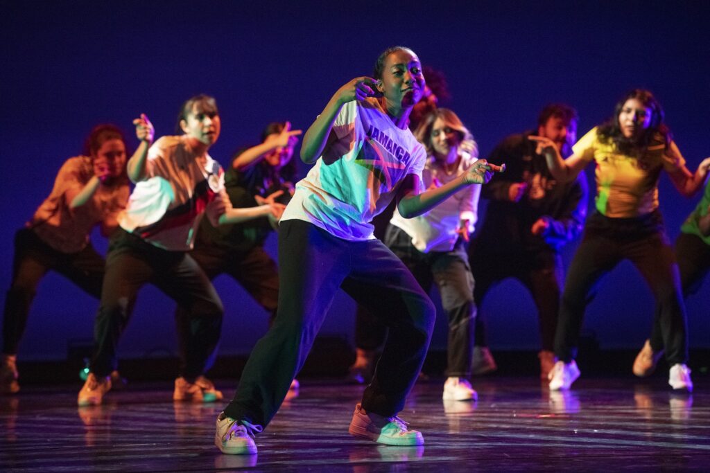 CSU, Northridge Dance and Kinesiology - Photo by Lee Choo.