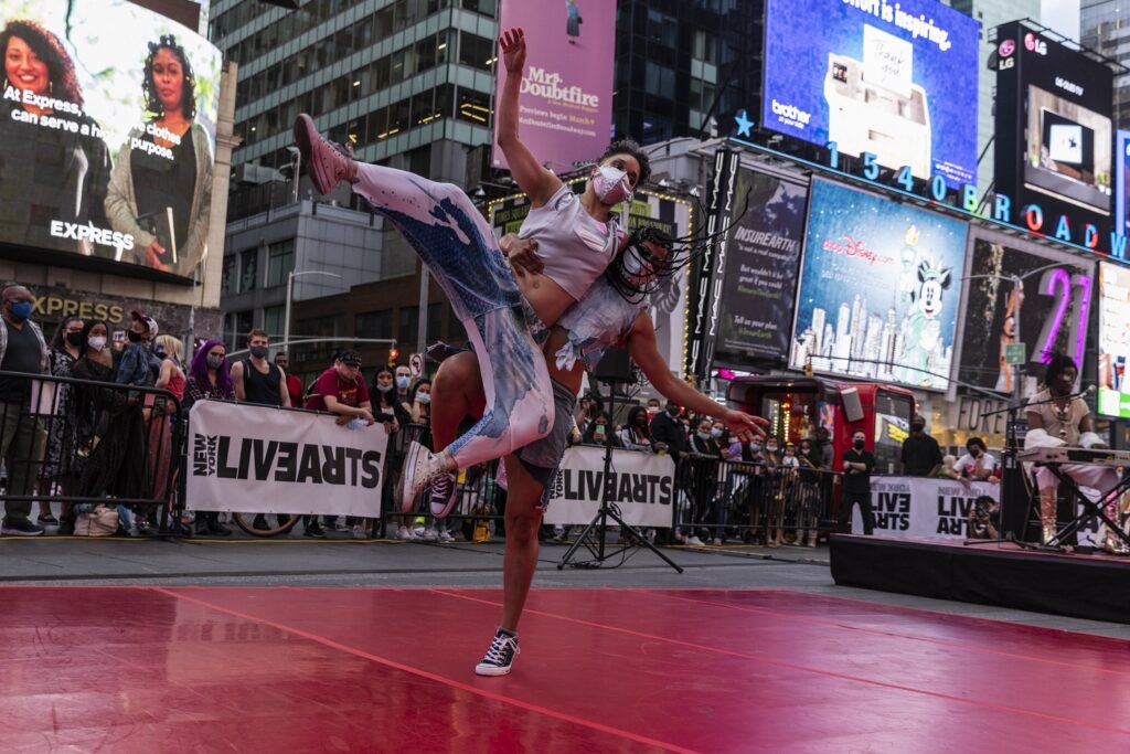 Saul Williams' "The Motherboard Suite" 2021 in Times Square - Photo by Maria Baranova, Courtesy of New York Live Arts.