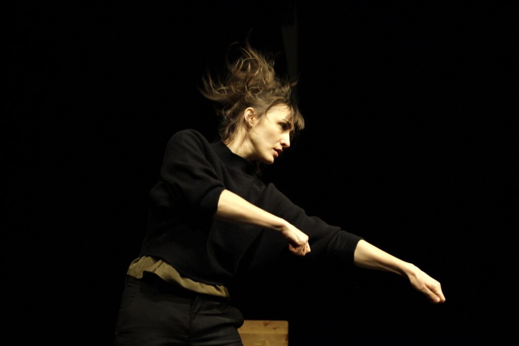 Nil Bosca in "Euphrate" - Photo by Victor Hadrien.