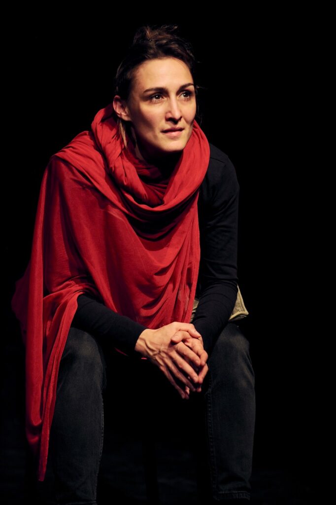 Nil Bosca in "Euphrate" - Photo by Marion Stalens.