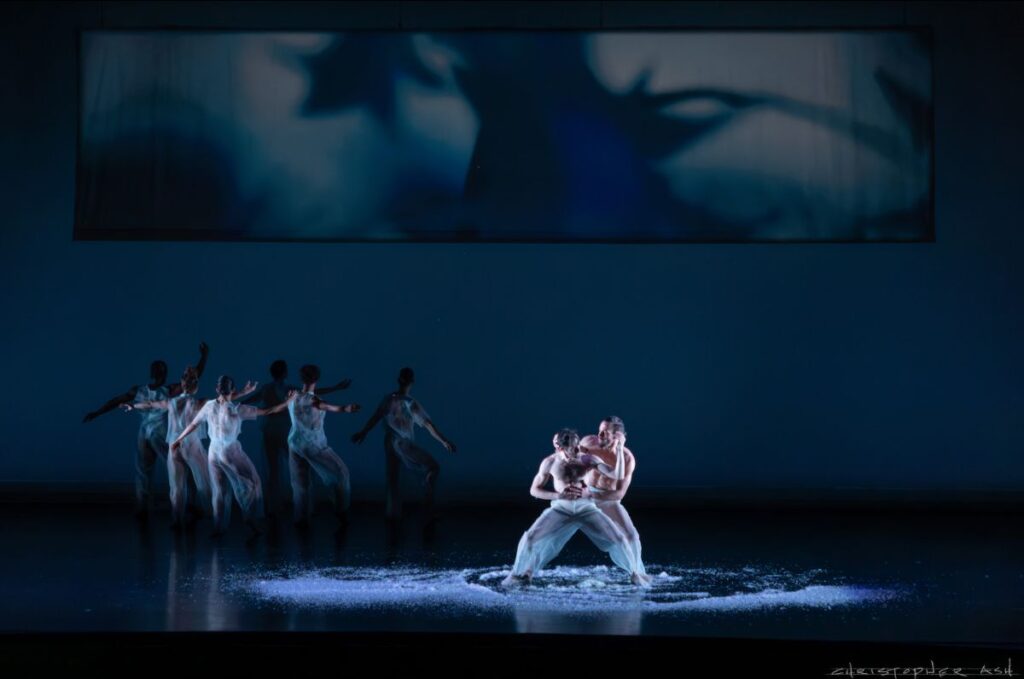 BODYTRAFFIC in "I Forgot The Start" by Matthew Neenan - Photo by Christopher Ash.