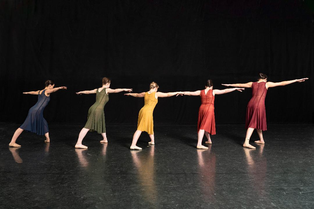 Kenneth Walker Dance Project. Photo by Scott Edwards