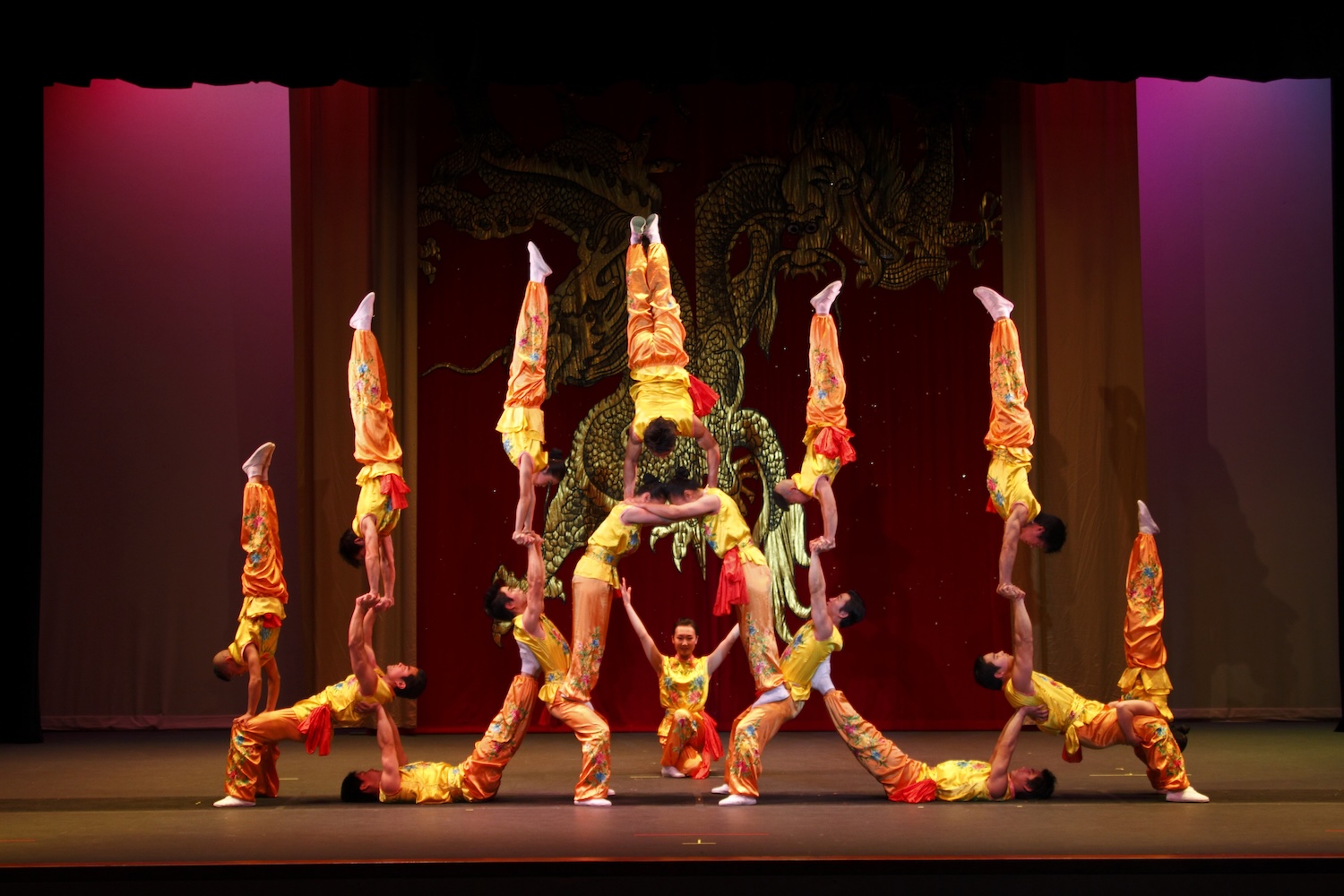 The Peking Acrobats. Tom Meinhold Photography