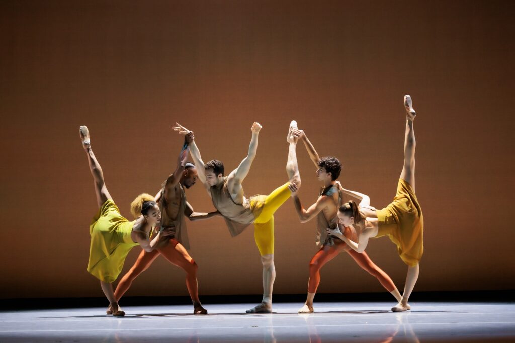 The LINES Ballet dancers performing in Ma mère l'Oye at Yerba Buena Center for the Arts, photo by Chris Hardy.
