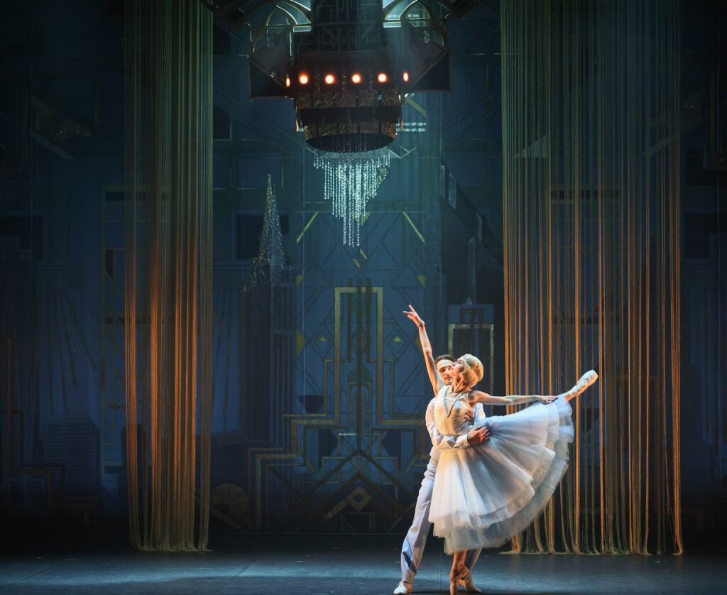 World Ballet in "The Great Gatsby" - Photo by Mikki Kunntu. 