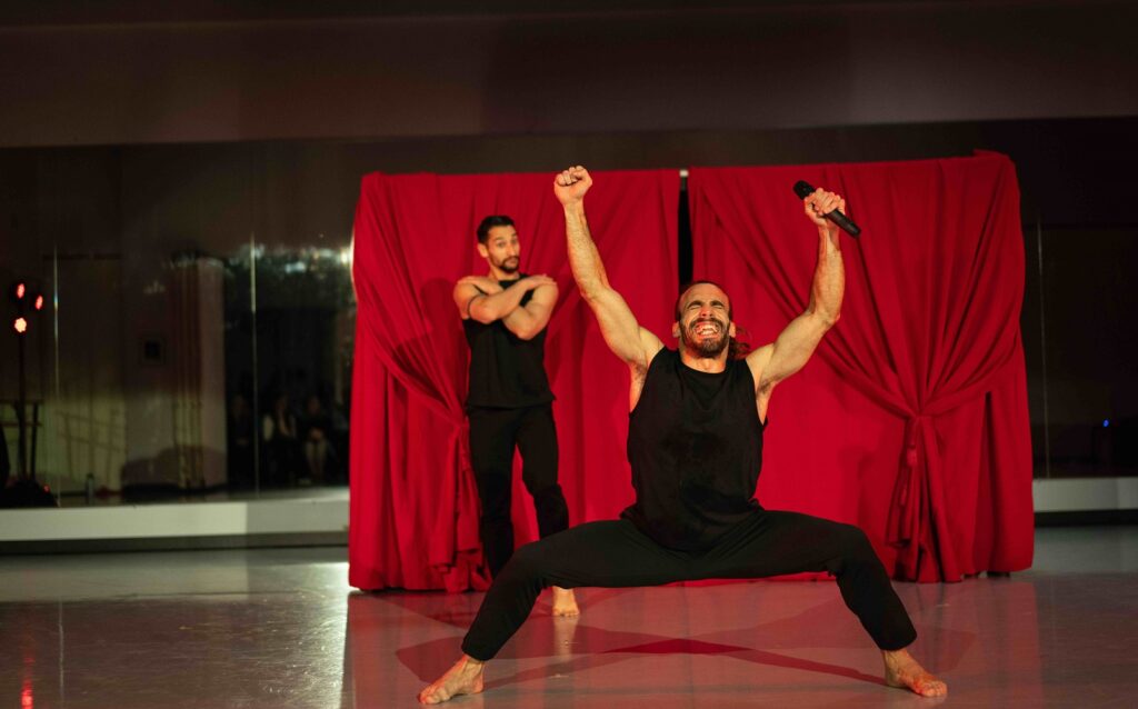 BODYTRAFFIC - New work by Joan Rodriguez - Photo by Guzmán Rosado.
