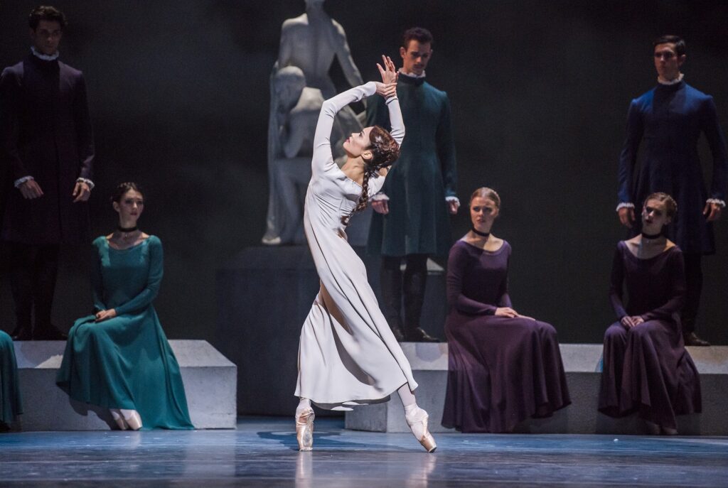 Fumi Kaneko in Royal Ballet's "The Winter's Tale" choreography by Christopher Wheeldon - Photo ©Tristram Kenton, courtesy of SCFTA.