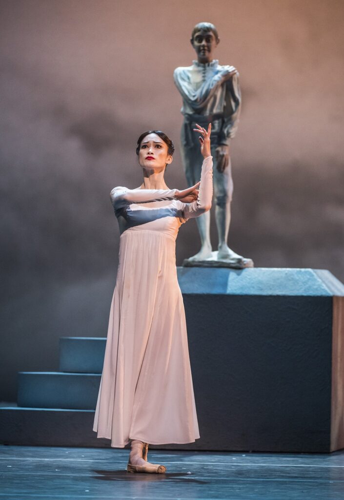 Fumi Kaneko in Royal Ballet's "The Winter's Tale" choreography by Christopher Wheeldon - Photo ©Tristram Kenton, courtesy of SCFTA.