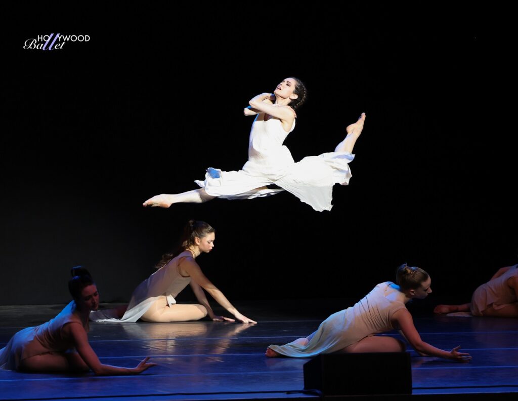 Dancer Petra Conti. Hollywood Holidays- Hollywood Ballet production - Photo by Sara Madison.