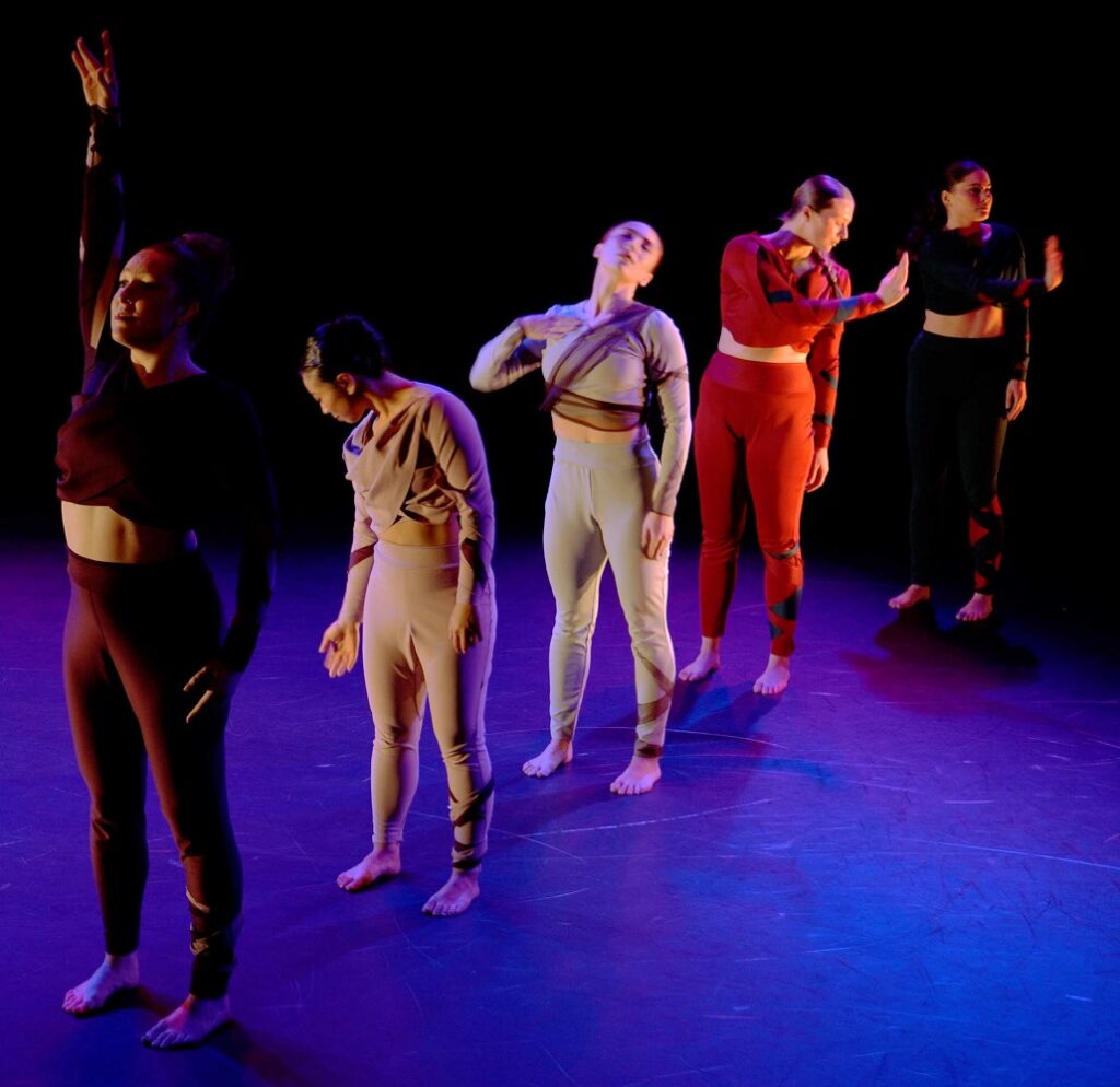 L-R Emily Wallace, Sarah Chan, Dakota Merritt, Lauren Gold, Dalya Modlin in "Aspects Of Me" - Screenshot by Dean Wallraff.