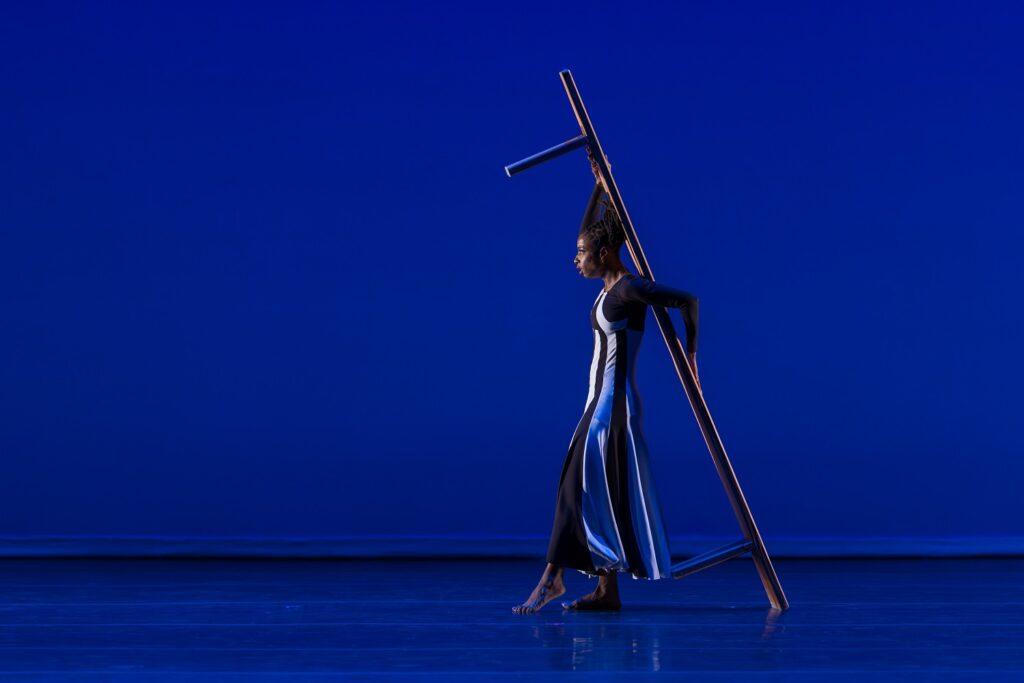Ongelle Johnson of Lula Washington Dance Theatre performs Martha Graham's "Deep Song" April 26, 2025 for The Soraya's "LA Dances Graham100" - Photo by Luis Luque, Luque Photography