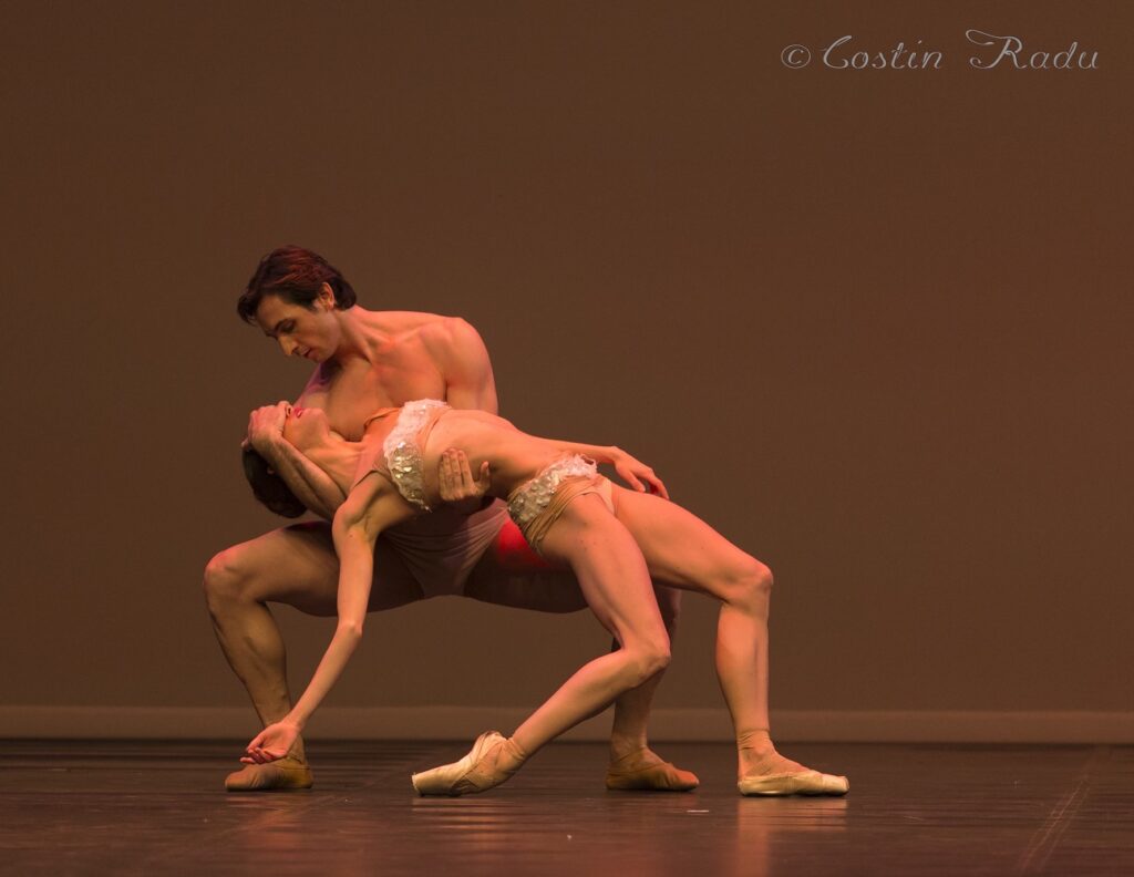 Petra Conti and Eris Nezha.Les Hivernales de La Danse 2013, Belgium - Photo by Costin Radu.