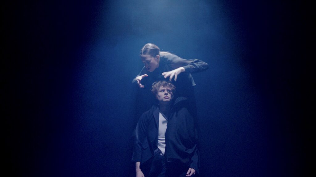 LACDC - "Echoes" choreography by Idoia Rodríguez - Photo still by Anna Tse.