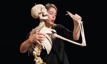 Review: Teaching and Learning Dance Through Meaningful Gesture by Anabelle Lenzu