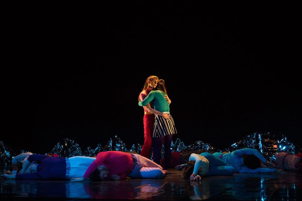 Mark Morris Dance in "Pepperland", choreography by Mark Morris - Photo by Mat Hayward.