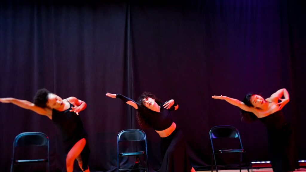 BlakTinx Dance Festival - Andrea Bess, Liv Mai, Paris Simpson in "Oyster Knife" by Shauna Davis - Photo by Lena Elgabalawy.
