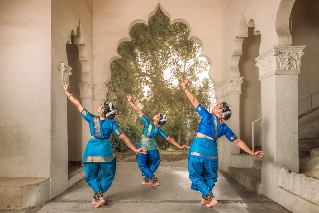 Rangoli Dance Company - Photo by George Simian.