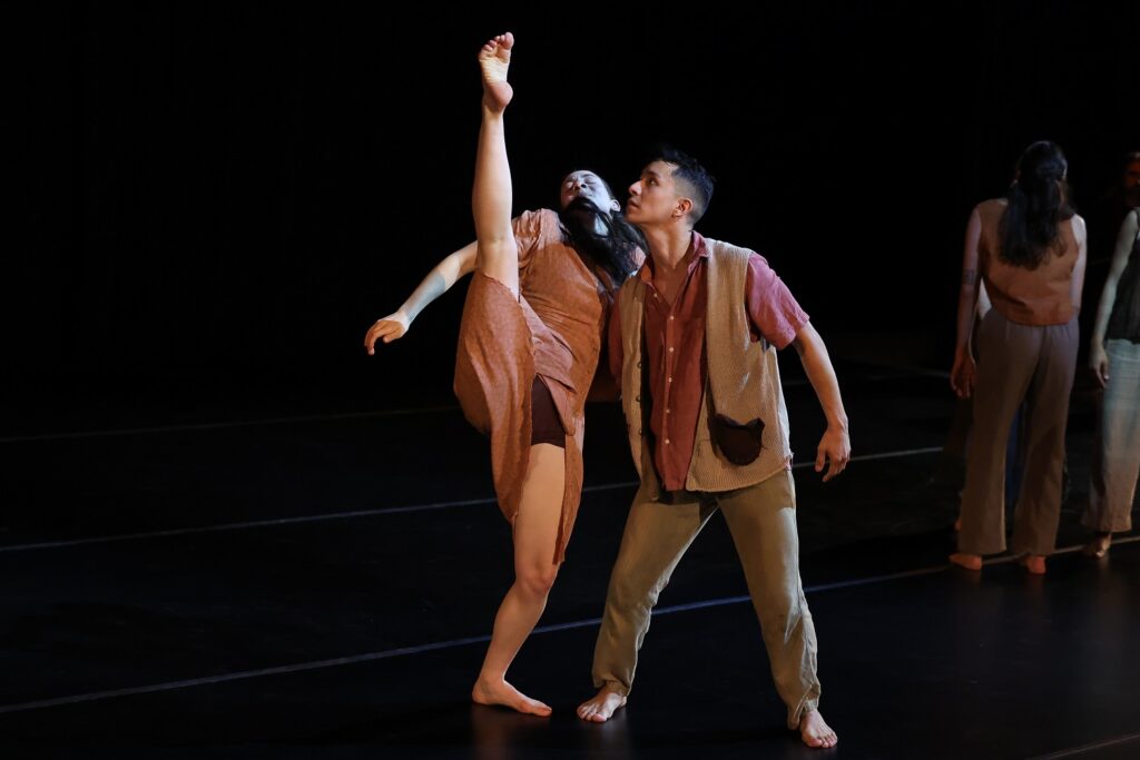 Donna Sternberg and Dancers - "Ancestor's Voices" - Photo by Sarah Catania.