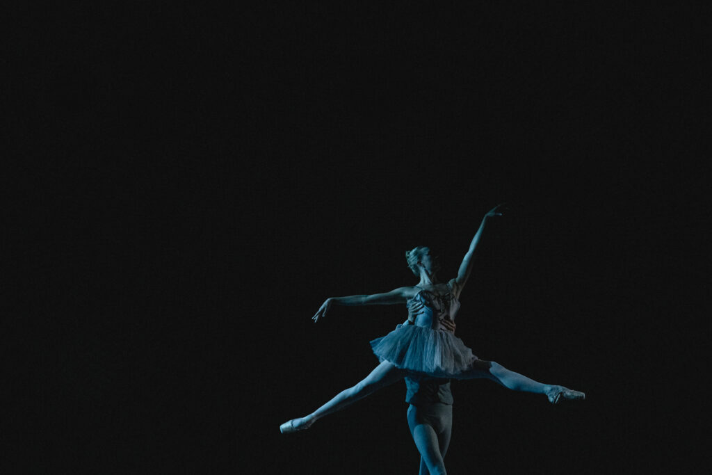 American Contemporary Ballet - Madeline Houk and Mate Szentes in "The Euterpides" choreography by Lincoln Jones - Photo by Anastasia Petukhova.