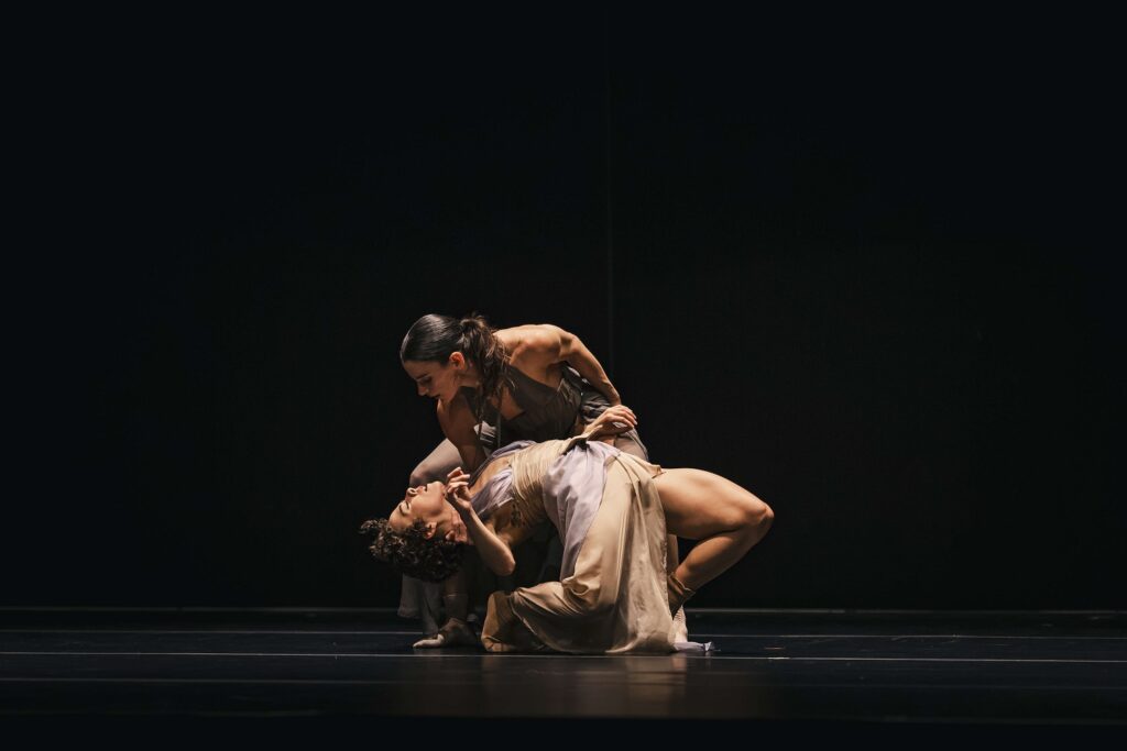 BODYTRAFFIC in "Coalescence" by Jordyn Santiago - Photo by Guzmán Rosado.