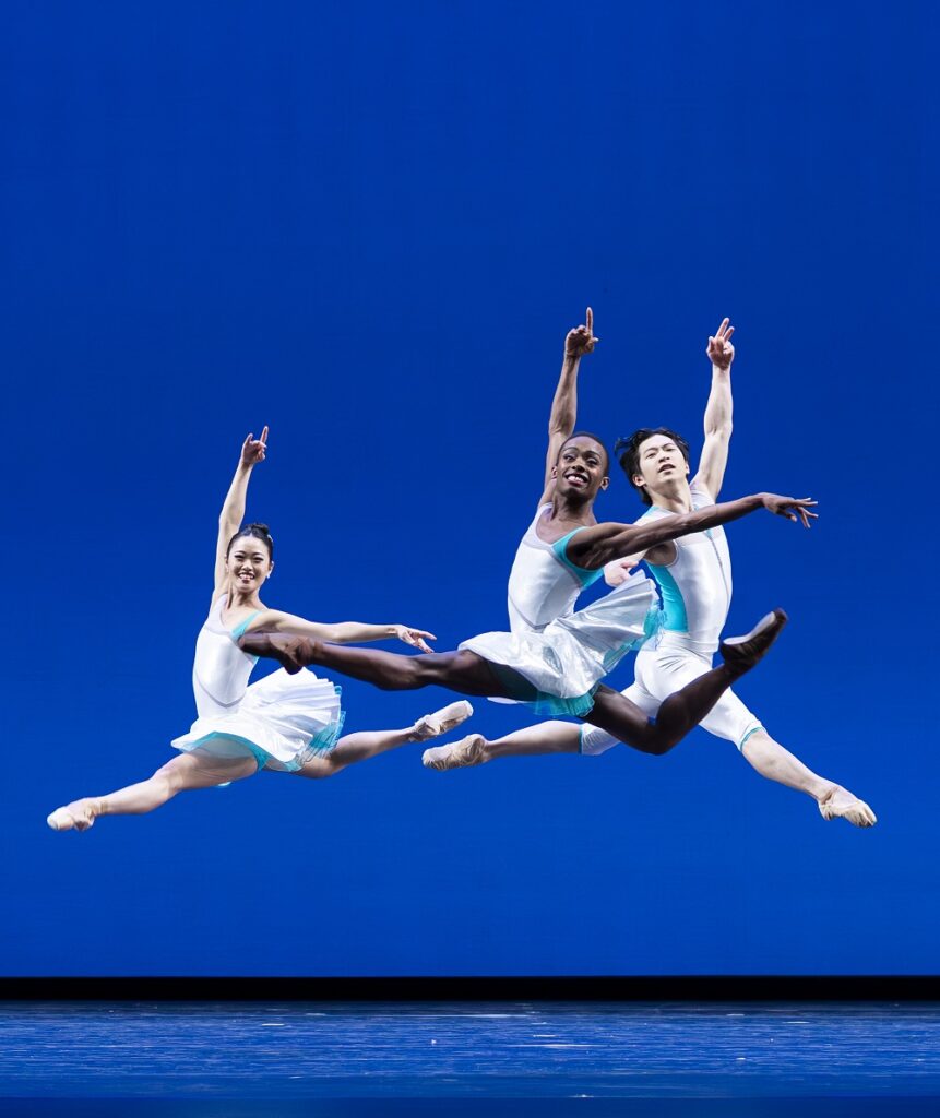 L-R Pacific Northwest Ballet company dancers Yuki Takahashi, Ashton Edwards, and Kuu Sakuragi in Kiyon Ross’s …throes of increasing wonder - Photo by Angela Sterling.