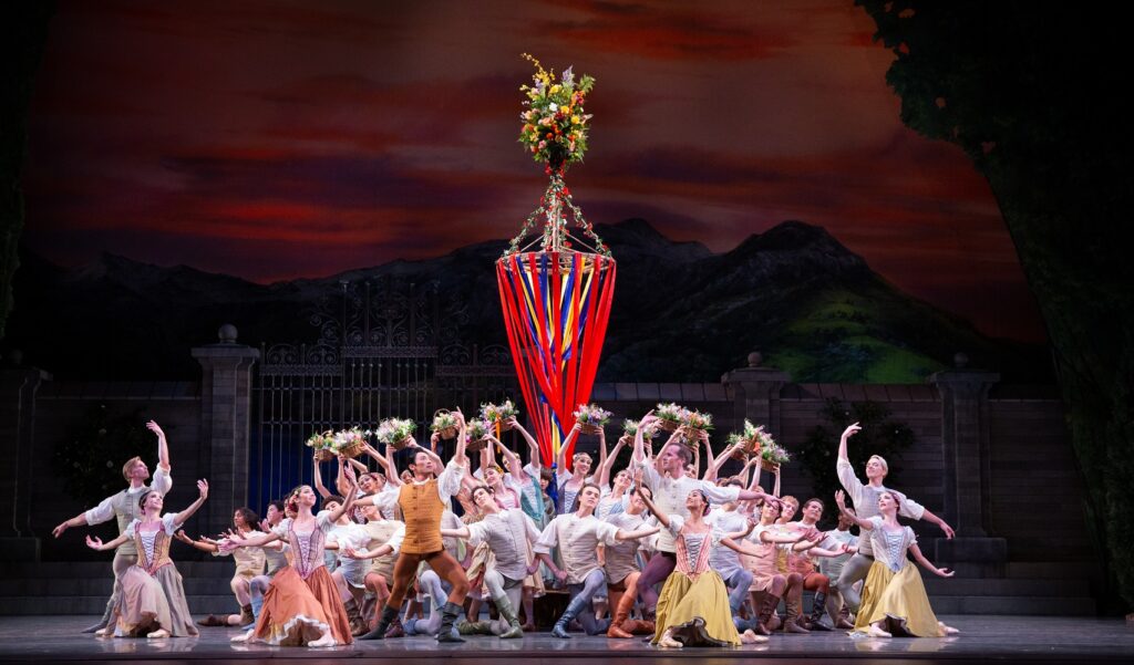 MCB’s production of Alexei Ratmansky’s "Swan Lake" - Photo by Alexander Iziliaev.