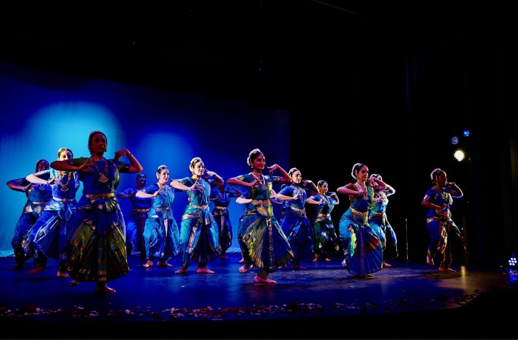 Rangoli Dance Company - MOKSHA - Photo by Keith Hedgecock.