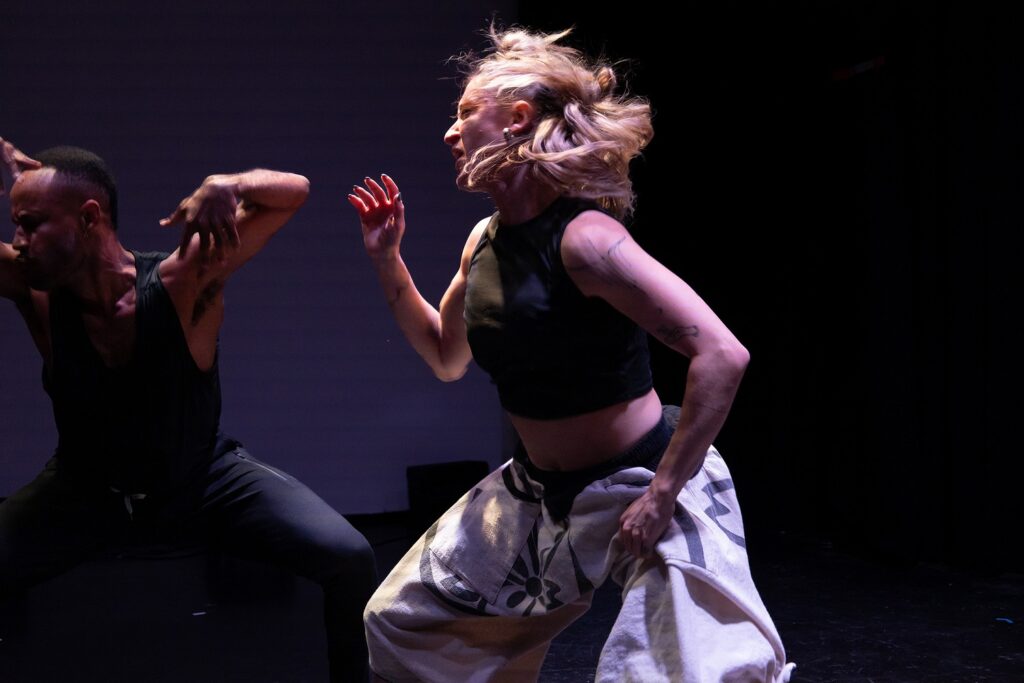 Dance at the Odyssey - Victoria Marks - Photo by William Ruiz Morales.