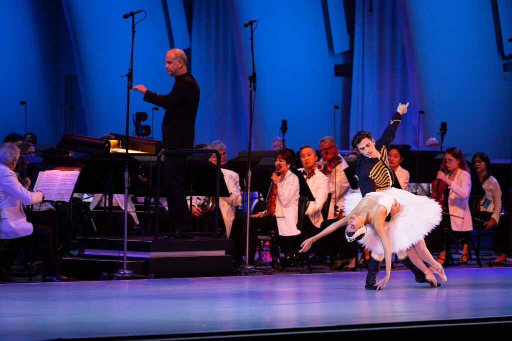 San Francisco Ballet with the LA Phil at the Hollywood Bowl - Conductor Carlos Miguel Prieto - Jasmine Jimison and Joseph Walsh in "Swan Lake" - Photo courtesy of LA Phil.