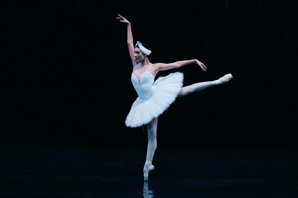 Jasmine Jimison in SF Ballet’s “Swan Lake” - Photo by Lindsey Rallo.