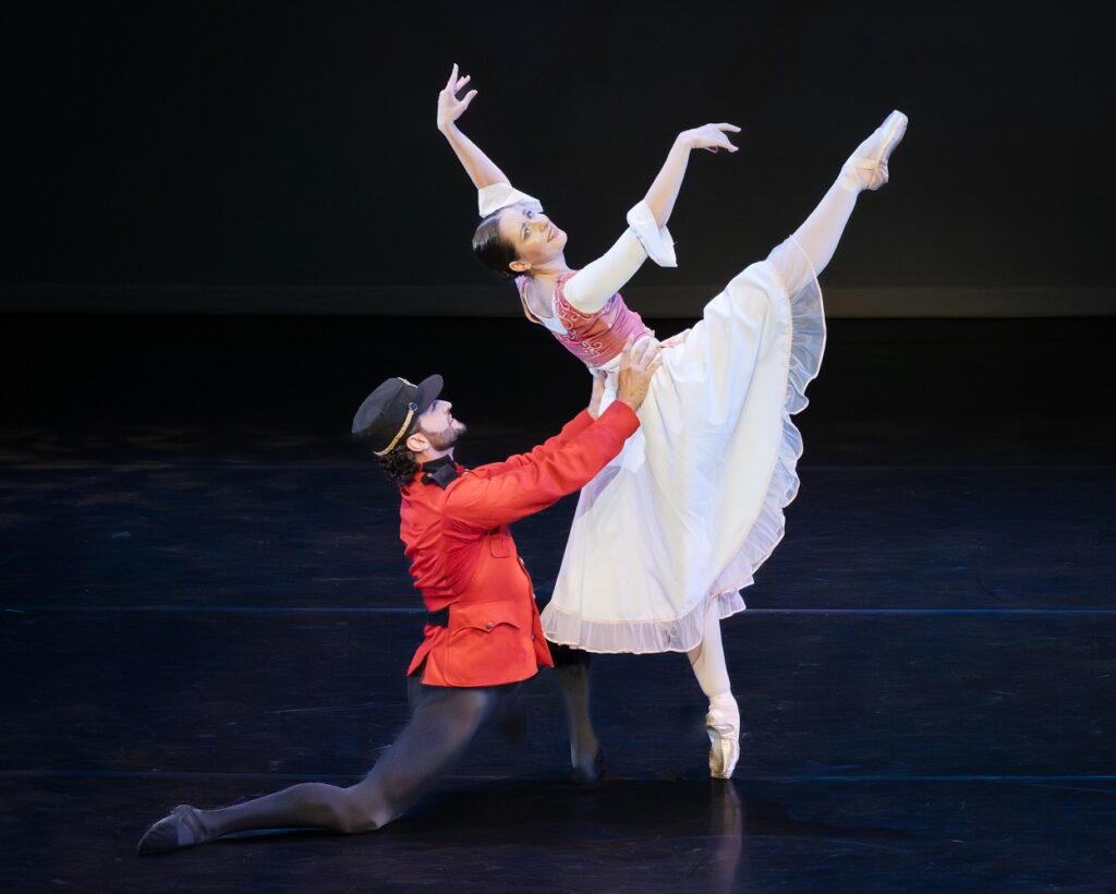 Pacific Ballet Dance Theatre's "Carmen" - Photo by Tom Pease.
