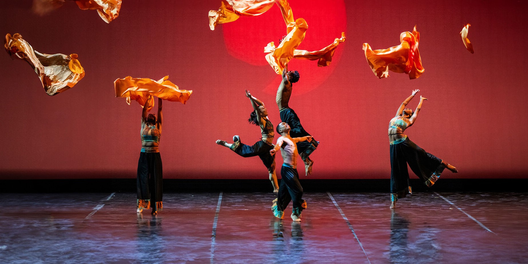 Lula Washington Dance Theatre - Photo courtesy of the artists.