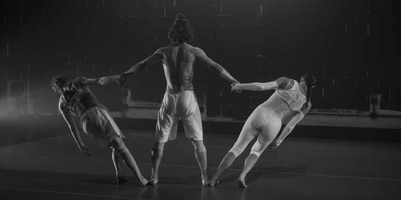 Review: Danielle Agami and Jacob Jonas Present “FOG”