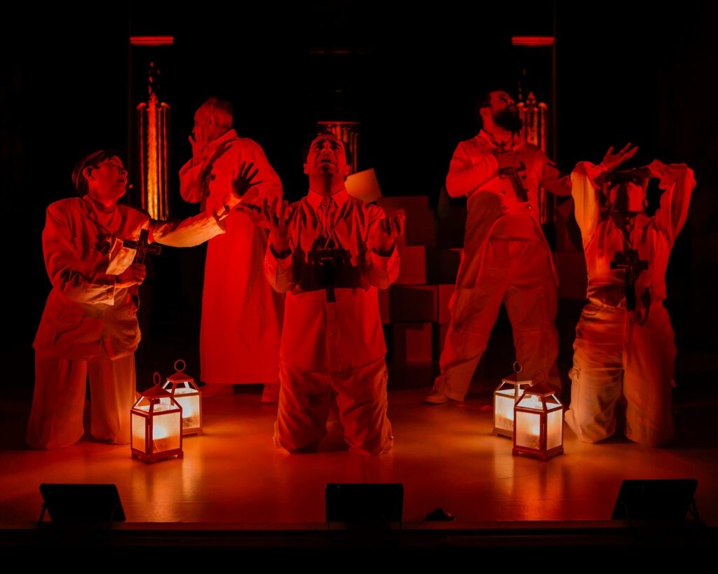theatre dybbuk's "Dracula (Annotated)" - (left to right) Diana Tanaka, Edgar Landa, Adam Lebowitz-Lockard, Jonathan C.K.Williams, Julie A. Lockhart - Photo by Taso Papadakis.