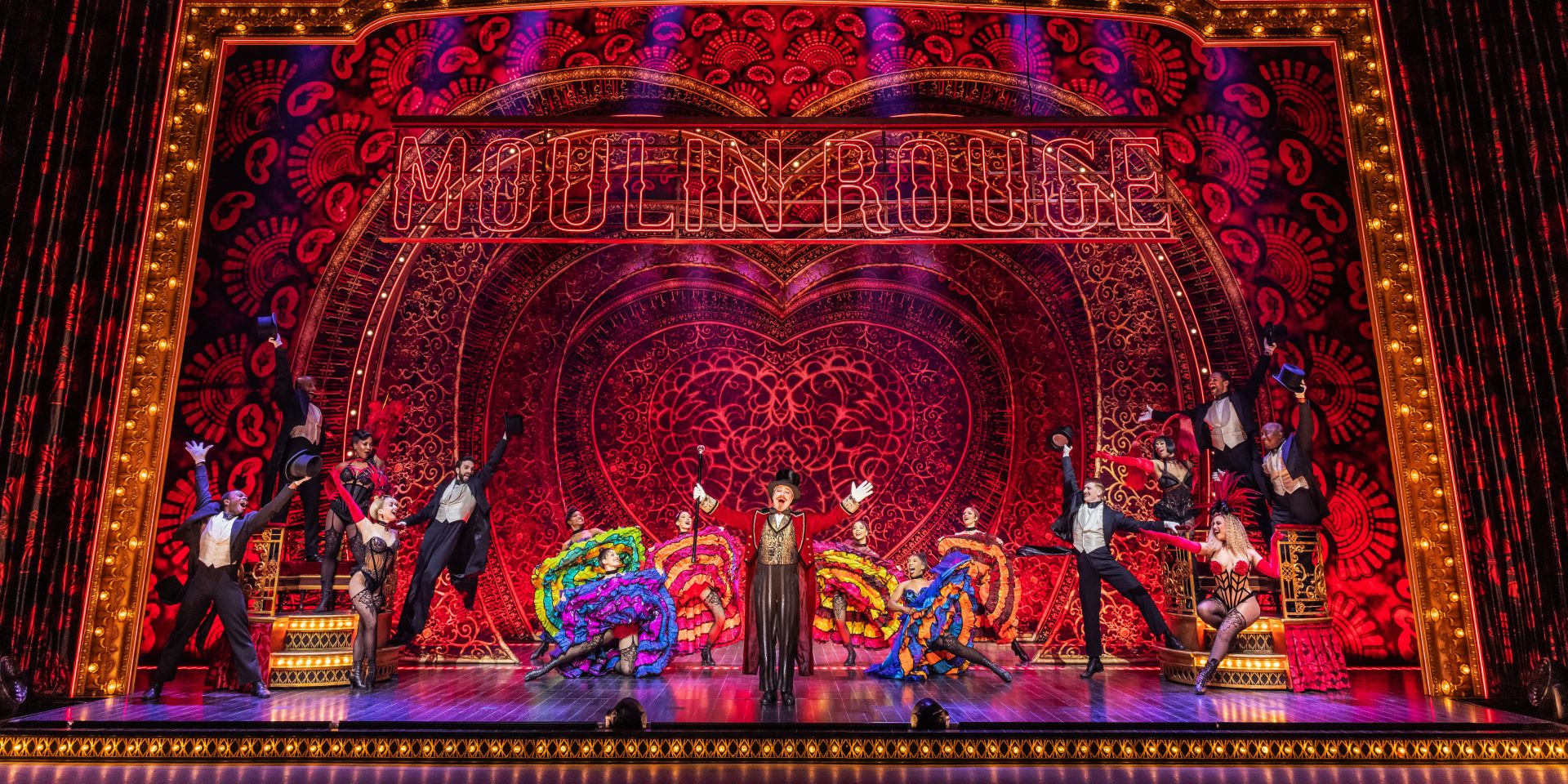 MOULIN MOULIN 　yu Moulin Rouge! The Musical – An Authentic Storyline and Staging