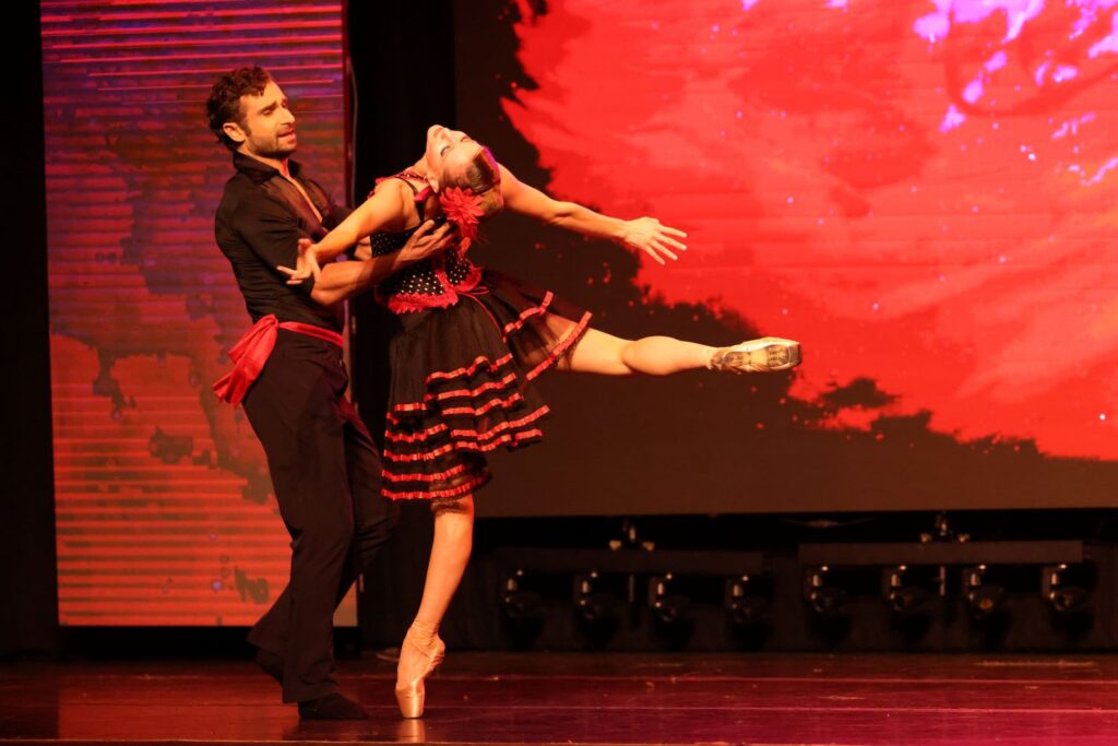 Luminario Ballet - Photo by Sheri Determan.