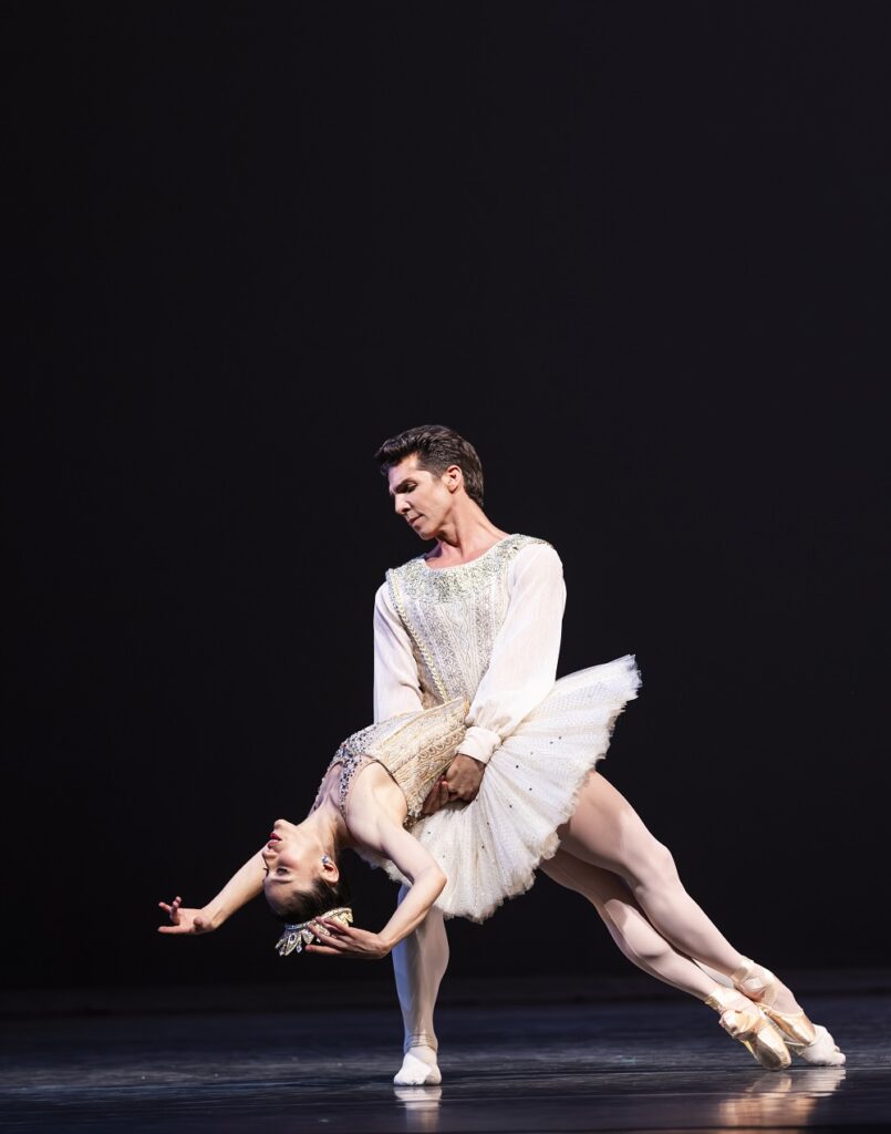 Pacific Northwest Ballet principal dancers Leta Biasucci and Lucien Postlewaite in "Diamonds" from "Jewels", choreography by George Balanchine © The George Balanchine Trust - Photo by Angela Sterling.
