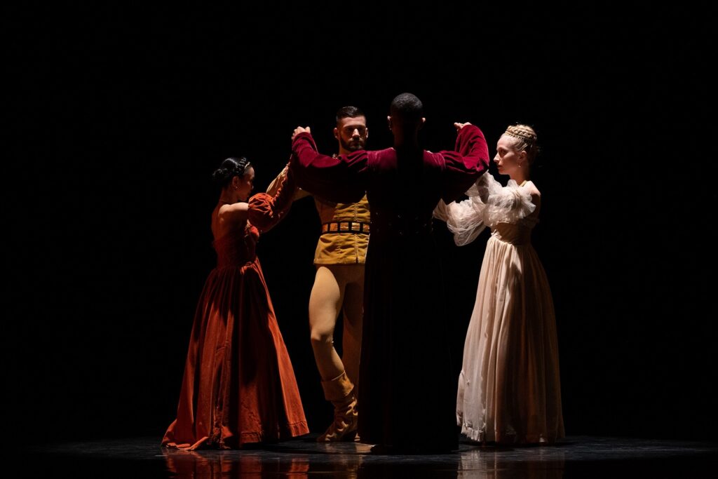 The Limón Dance Company in "The Moor's Pavane" choreography by José Limón - Photo by Allison Armfield.