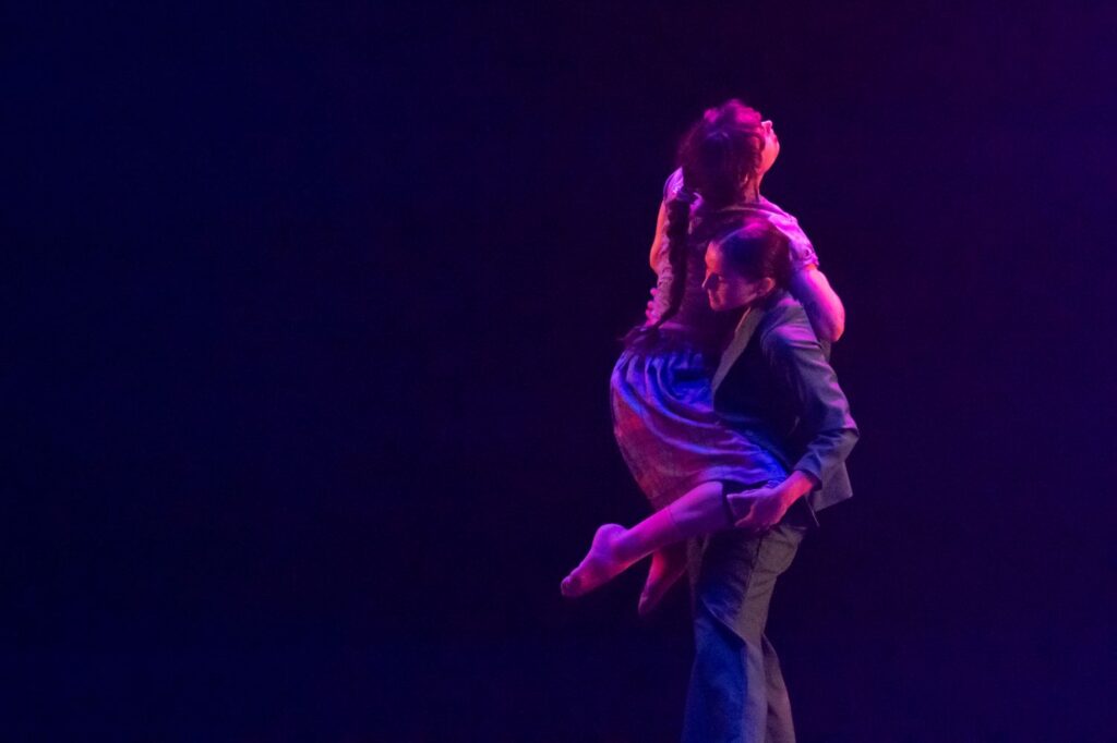 Ariel Clarke and Bree Kostelnik in "Upstairs Neighbor" choreography by Franco Nieto - Photo by Jingzi Photography.