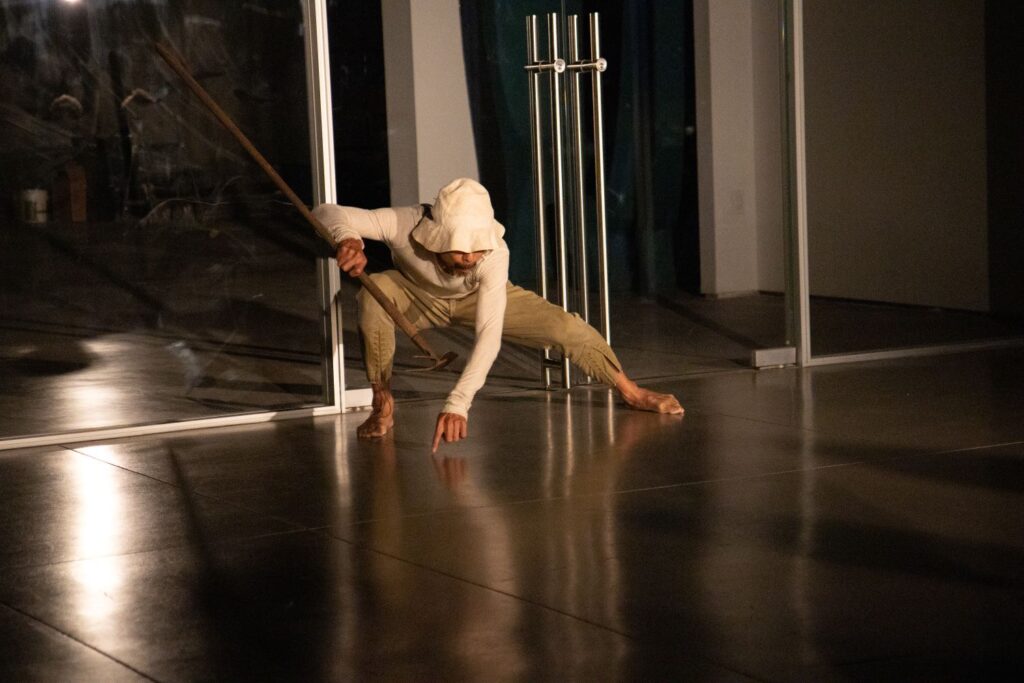 Thriving - Oguri in his work "Dance Emerges Out of Time" - Photo by Alaya Oni.