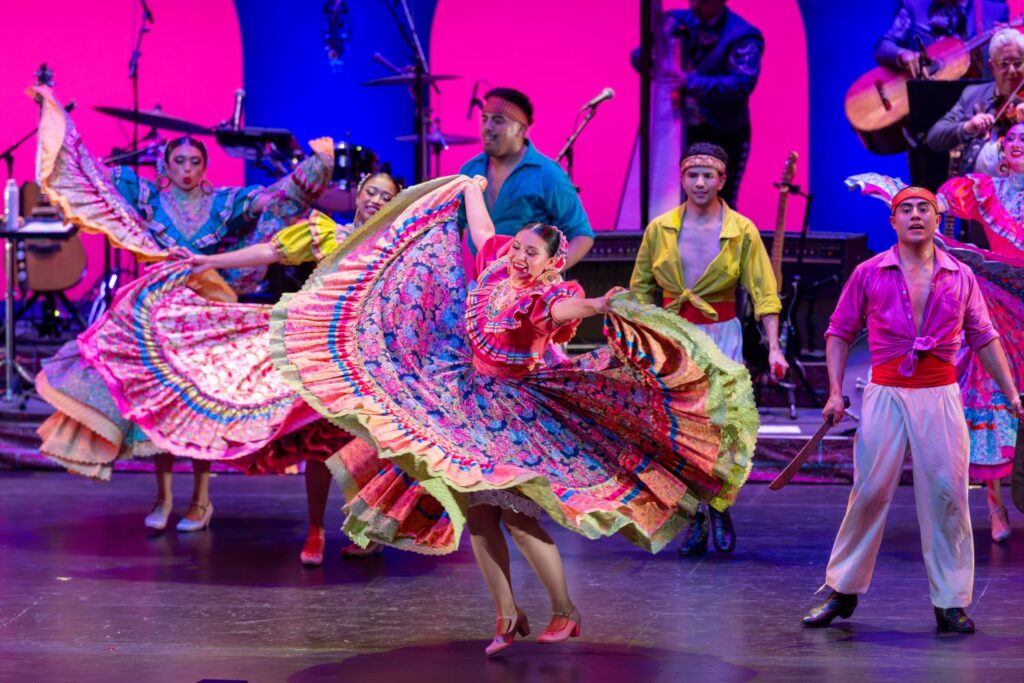Ballet Folklórico de Los Ángeles performs "Algarabía Mestiza, Nayarit" with Mariachi Pueblo Viejo in the 10th edition of The Soraya's "Nochebuena: A Christmas Spectacular" Dec. 20, 2025 - Photo by Luis Luque, Luque Photography.