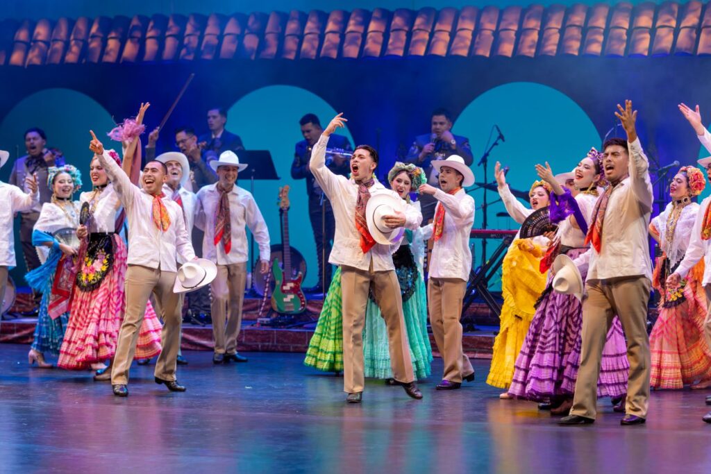 Ballet Folklórico de Los Ángeles performs "¡Viva Veracruz!" with Mariachi Pueblo Viejo in the 10th edition of The Soraya's "Nochebuena: A Christmas Spectacular" Dec. 20, 2025 - Photo by Luis Luque, Luque Photography.