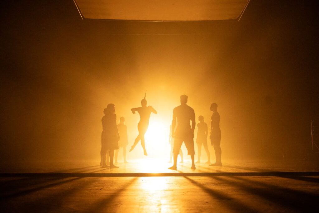 Jacob Jonas The Company in COYOTE FOX WOLF DRAGONFLY BUTTERFLY BEE EAGLE RAVEN HAWK, choreography by Jacob Jonas - Photo by Josh Rose.