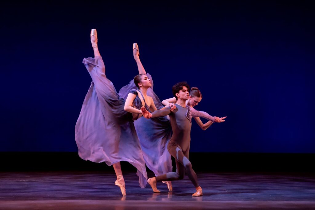 LA Ballet - Belles-Lettres, Dancers Aviva Gelfer-Mundl, Jacob Soltero, and Cassidy Cocke - Photo by Cheryl Mann Productions.